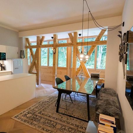 Apartment In Historischer Villa Mit Parkplatz Grünau im Almtal エクステリア 写真
